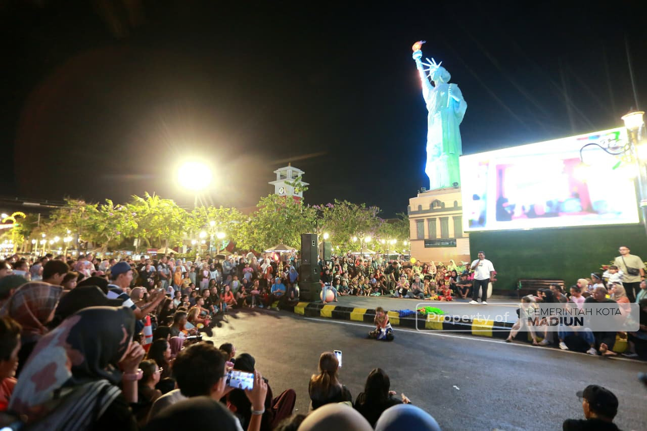 Tinjau Spectra Night, Plt Wali Kota: Ini Adalah Tempat Ajang Show Kreativitas