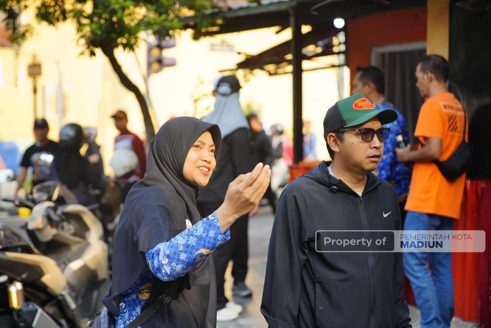 Tak Sekadar Gowes, Plt Wali Kota Temukan Persoalan dan Selesaikan di Tempat