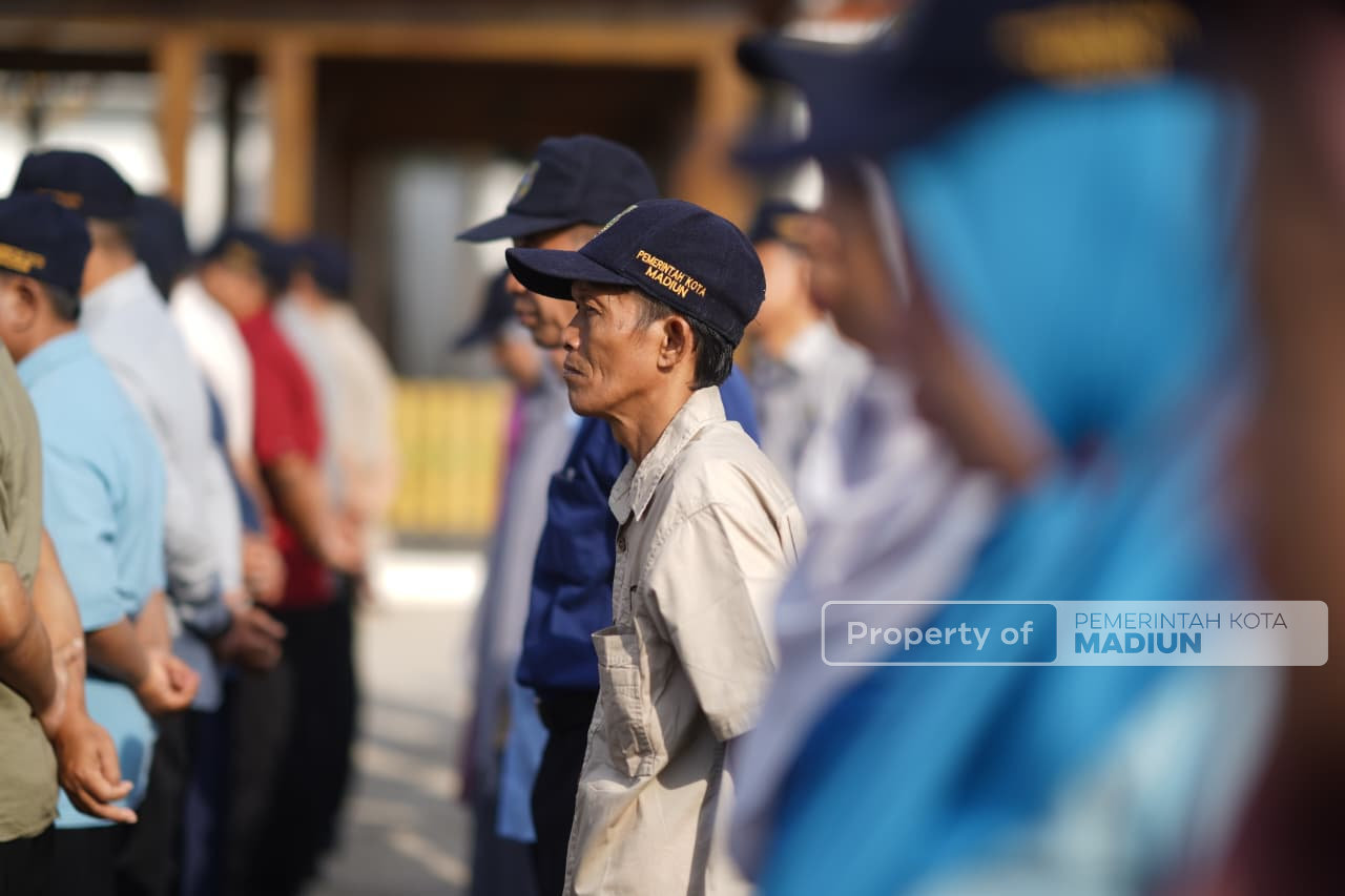 Gelar Apel Pejabat Struktural, Wali Kota Tegaskan ASN Harus Melayani Masyarakat